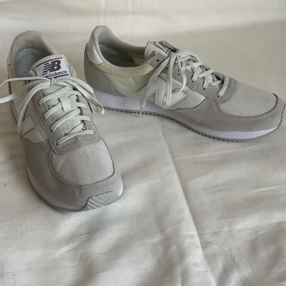 New Balance vintage inspired off white trainers